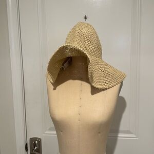 Loft straw hat